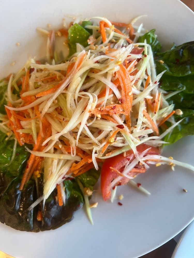 Mom And Son Thai Kitcken