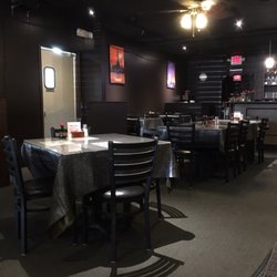 Tong Phoon Thai Restaurant 54 Photos 79 Reviews 5900 N Photo Of Tong Phoon Thai Restaurant Fairview Heights Il United States Interior