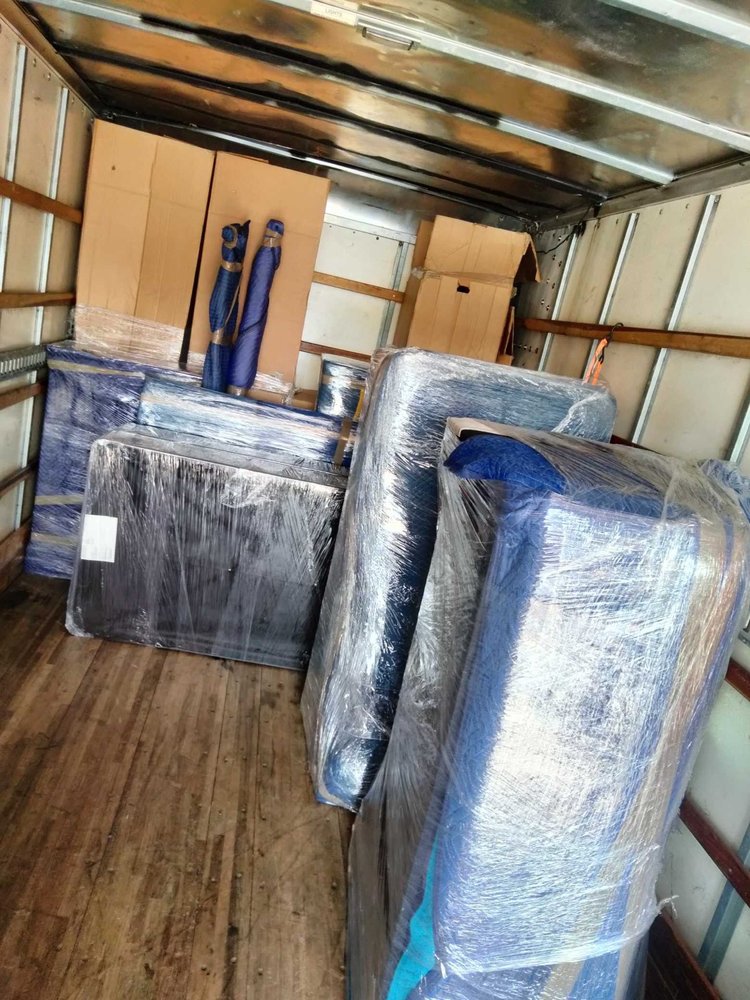 LNL Movers & Junk Removal