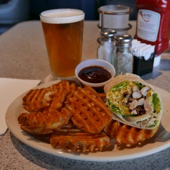 The Sports Keg Restaurant Lounge 50 Photos 41 Reviews Photo Of The Sports Keg Restaurant Lounge Burlington Wa United States