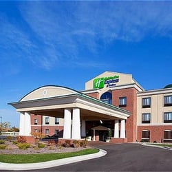 Holiday Inn Express Suites Bay City 14 Reviews Hotels 3959 Photo Of Holiday Inn Express Suites Bay City Mi United