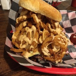 The Grizzlly Den Closed 14 Photos American Traditional 314 Photo Of The Grizzlly Den Delhi Ia United States Haystack Burger