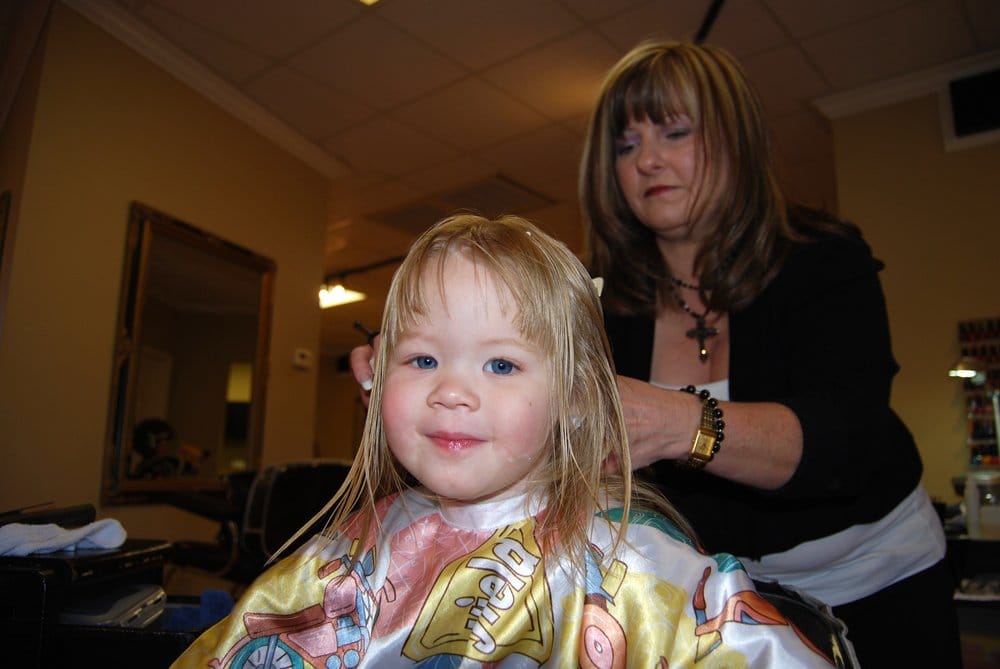 The Salon at Ridgewood Village