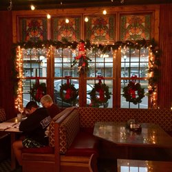 Coshocton Yard 10 Photos 16 Reviews Restaurants 442 Main St Photo Of Coshocton Yard Oh United States Decorated For Christmas