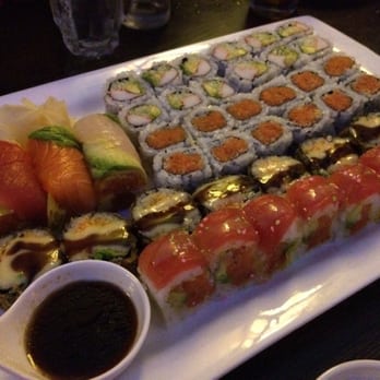 Tomo Anese Restaurant Order Food Online 57 Photos 44 Photo Of Tomo Anese Restaurant Staten Island Ny United States Sashimi Roll