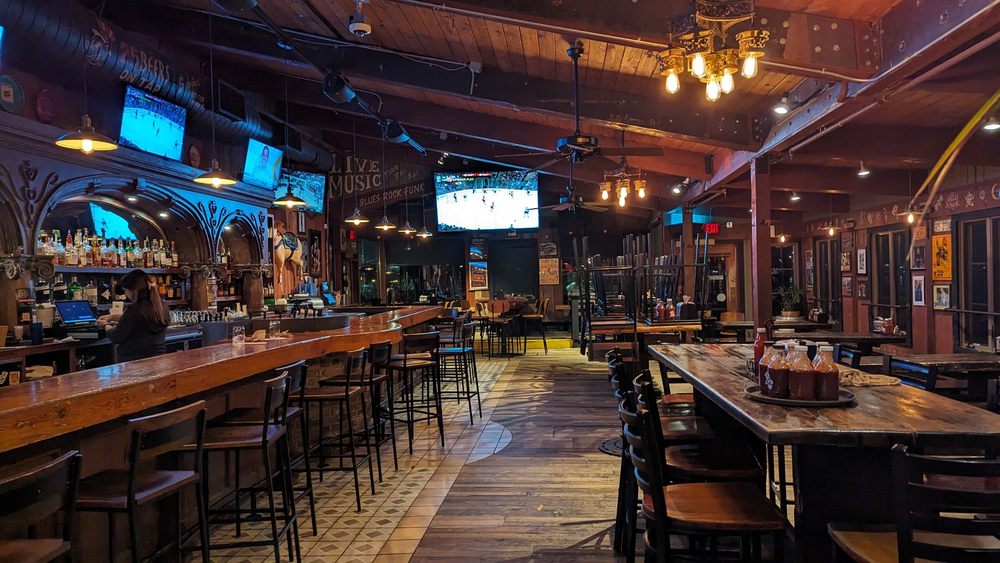 Dinosaur Bar-B-Que