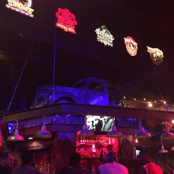 The Rock Wood Fired Pizza 377 Photos 650 Reviews Pizza 830