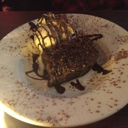 Brownie fudge with sundae $8