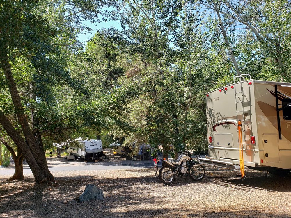 Pinezanita Campgrounds & RV Park
