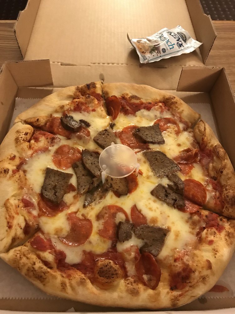 Long Island Pizza 32 Reviews Pizza 435 Hepburn St, Williamsport