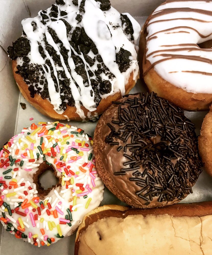 The Donut Palace 57 Photos & 39 Reviews Donuts 20149 Pioneer Blvd