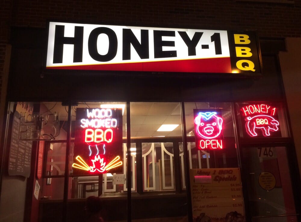 Honey 1 BBQ 15 Photos & 44 Reviews Barbeque 746 E 43rd St, Grand Boulevard, Chicago, IL