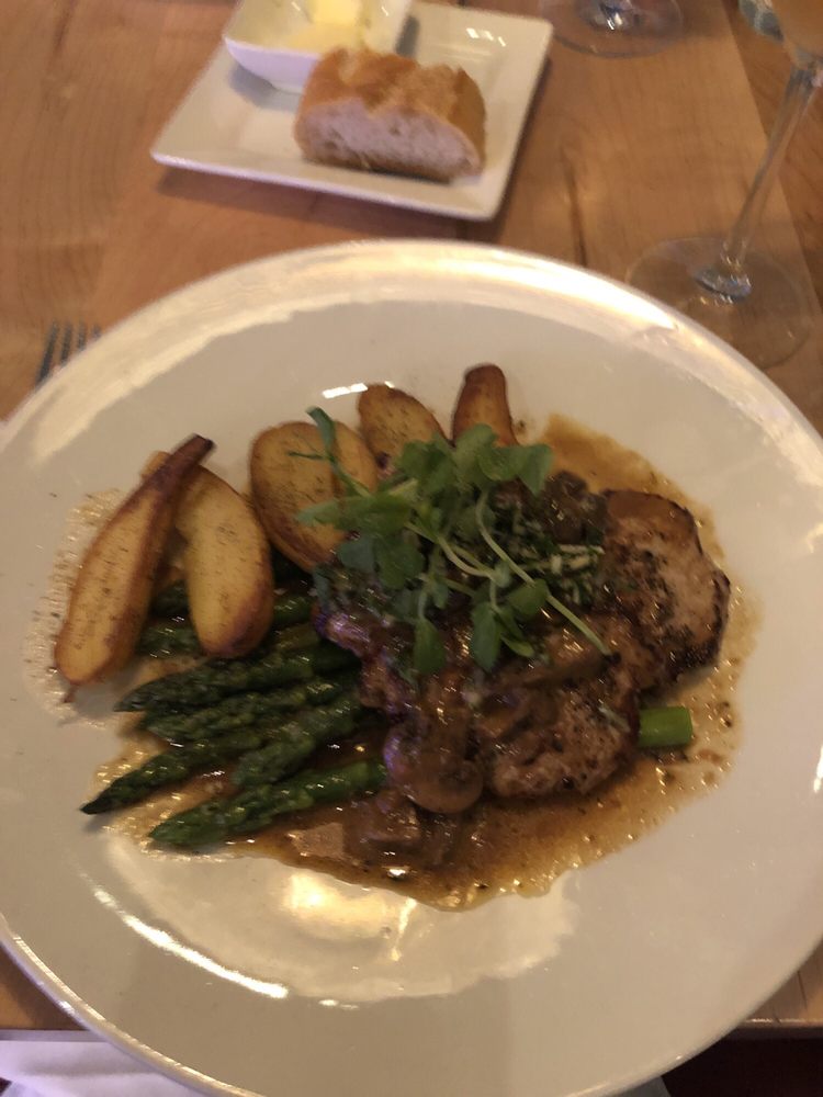 Sauvignon Bistro & Bakery