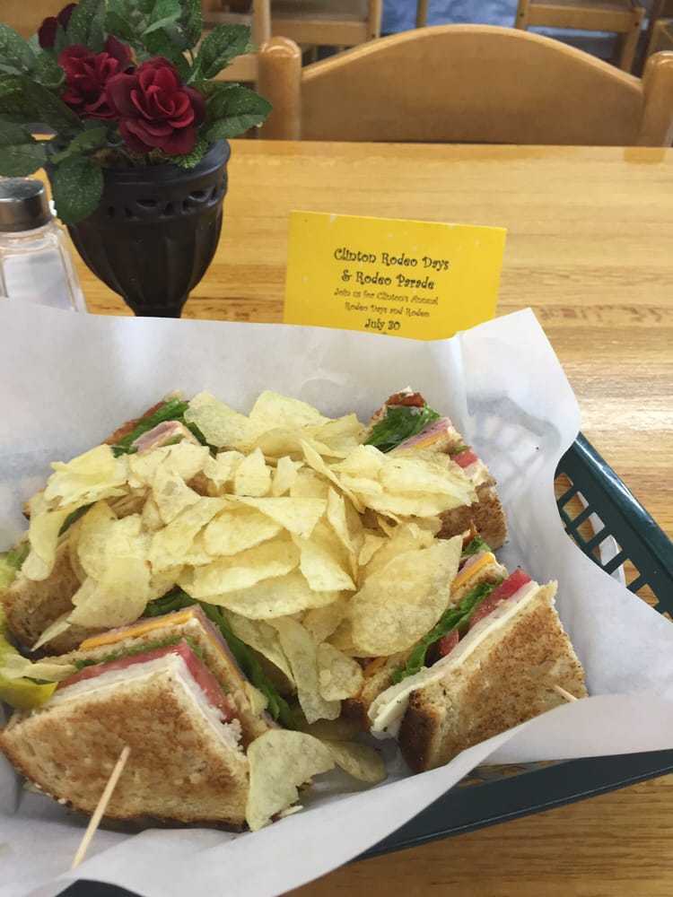 Cafe Downtown Clinton Restaurants 500 Frisco Ave, Clinton, OK