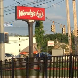 Wendy S 16 Photos Fast Food 1699 Worcester Rd Framingham Ma Photo Of Wendy S Framingham Ma United States