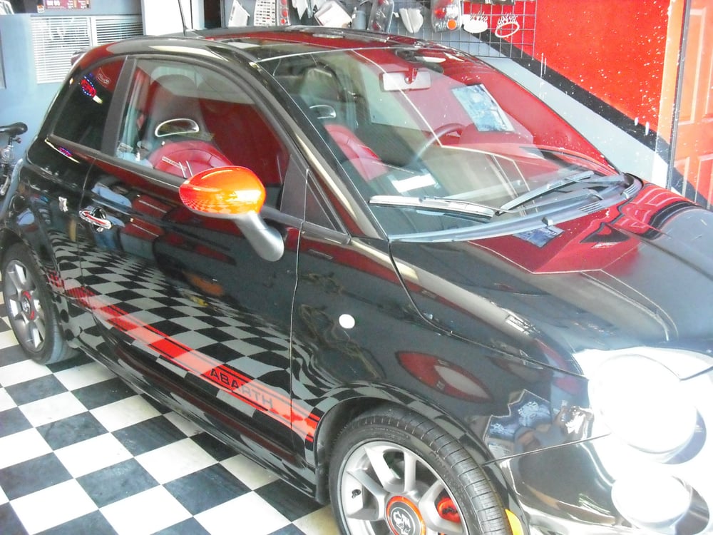 Uneek Auto Customizing