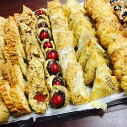 Best Moroccan Restaurants Near International Drive I Features