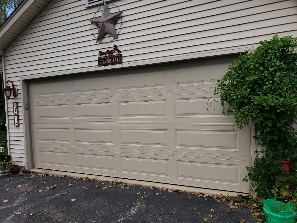 J Rod Overhead Garage Doors 10 Photos Door Services J Rod Overhead Garage Doors 10 Photos Door Services 6000 S Menard Ave Clearing Chicago Il Phone Number Yelp
