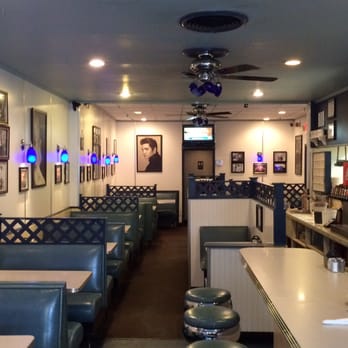 Blue White Grill 45 Photos 78 Reviews Breakfast Brunch 101 Photo Of Blue White Grill Martinsburg Wv United States