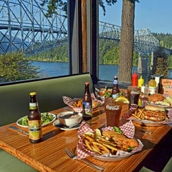 Bridgeside 160 Photos 116 Reviews American Traditional 745 Photo Of Bridgeside Cascade Locks Or United States Food With A View