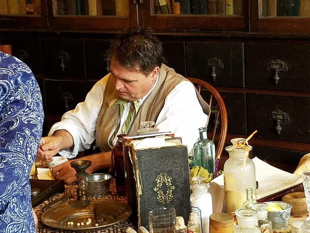 Stabler-Leadbeater Apothecary Museum