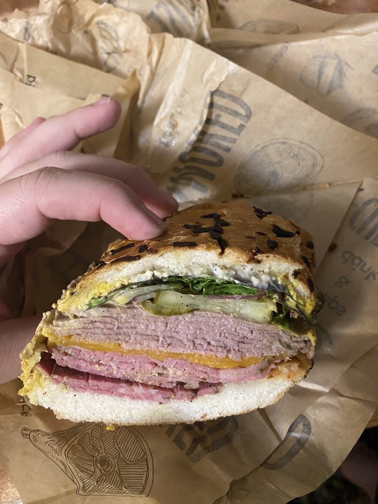 Howell Mountain Deli