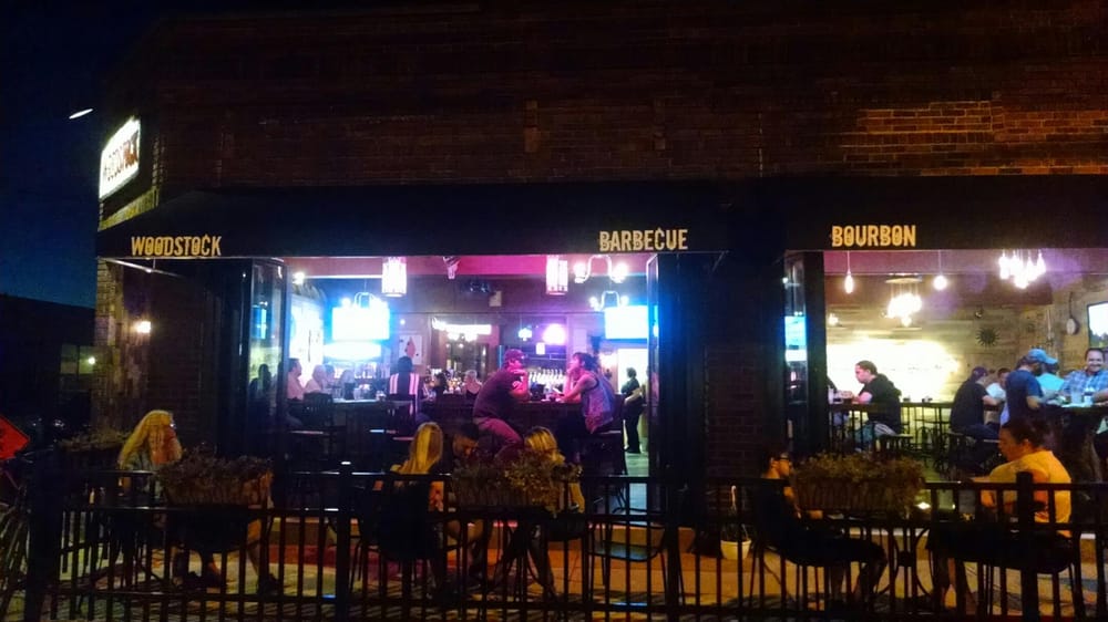 Woodstock BBQ Bars 13362 Madison Ave Lakewood, OH Reviews
