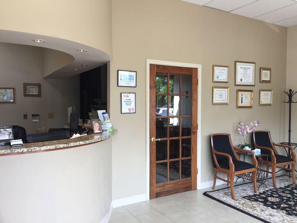 image of business DOUGLASSVILLE FAMILY DENTAL