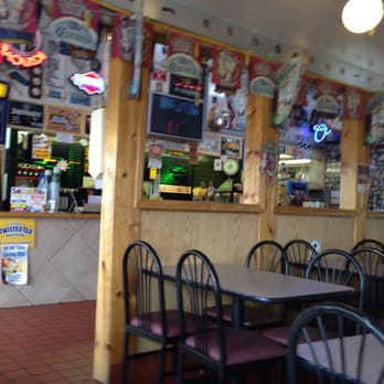 Bailey S Restaurant Patio Closed Bars 2410 E Grand Ave Photo Of Bailey S Restaurant Patio Laramie Wy United States