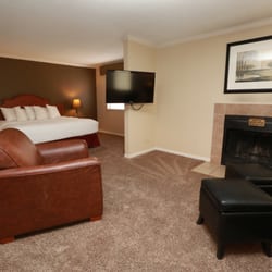 Sterling Hotel Suites 43 Photos Reviews Hotels 11428 Photo Of Sterling Hotel Suites Clive Ia United States