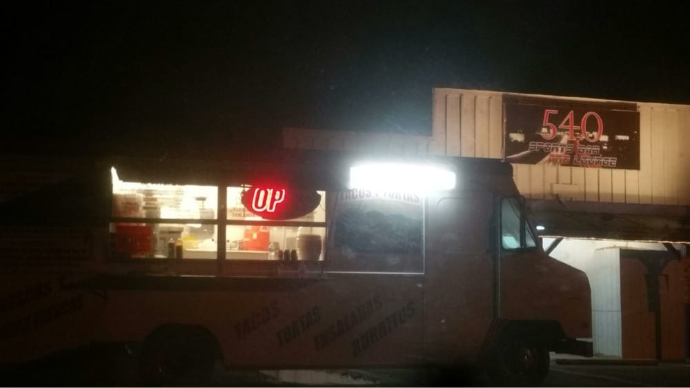 Tacos Y Tortas El Compadre