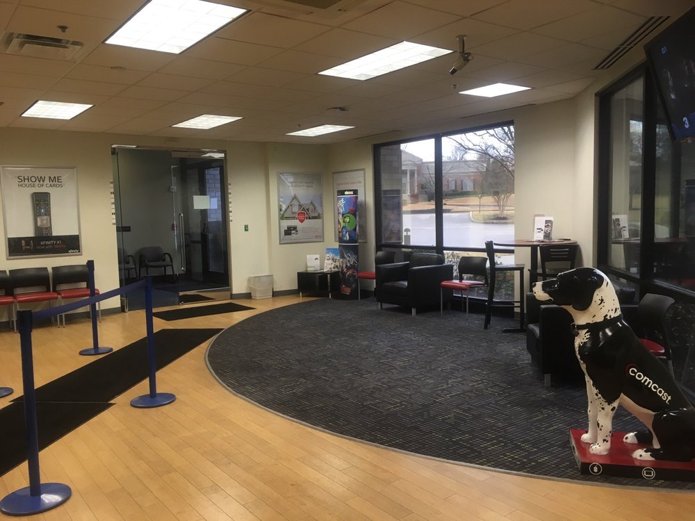 Comcast Service Center Service Providers 3251 Players Club