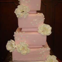 Simple Elegance In Cake Design Closed Bakeries 8451 Bismark