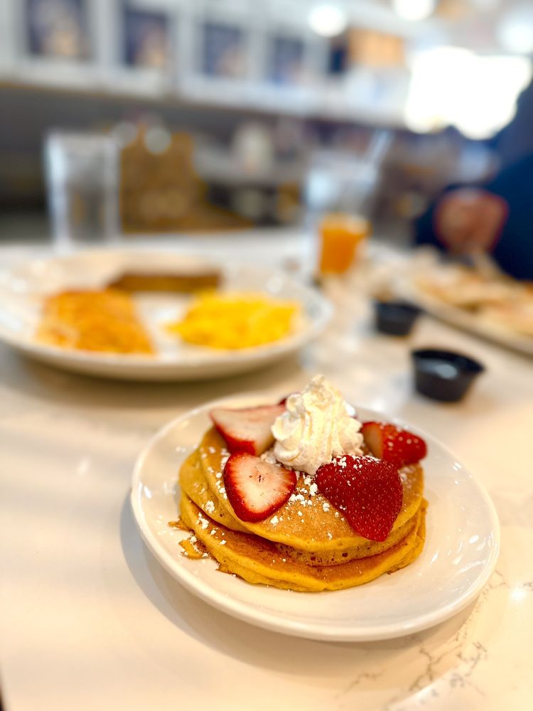 Eggtastic Brunch Cafe