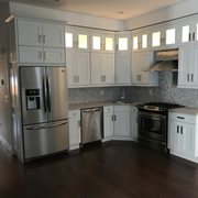 Icon Kitchen Design 35 Photos Cabinetry 124 11 Metropolitan White Custom Photo Of Icon Kitchen Design Kew Gardens Ny United States