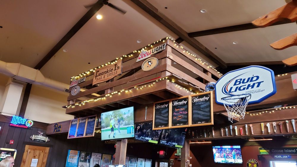 Frankie I's Bar and Grill