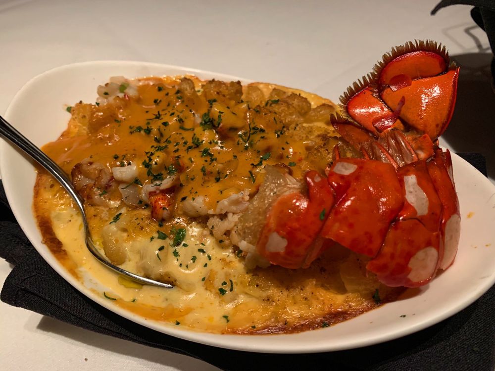 Fleming’s Prime Steakhouse & Wine Bar