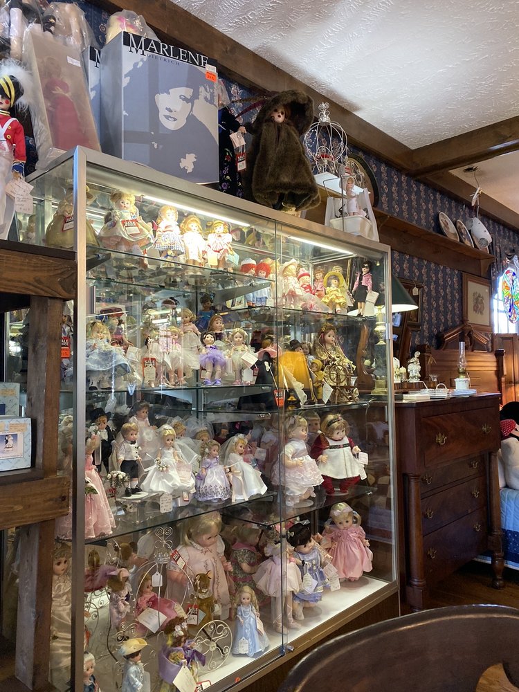 Somewhere In Time Antiques and Collectibles Mall