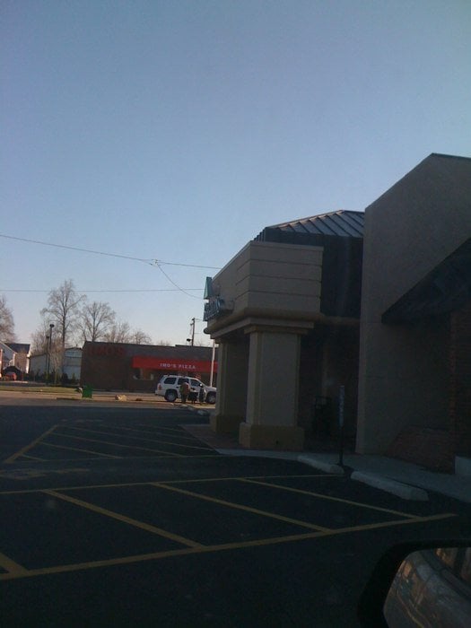 Union Planters Bank N A Banks & Credit Unions 4800 W Main St