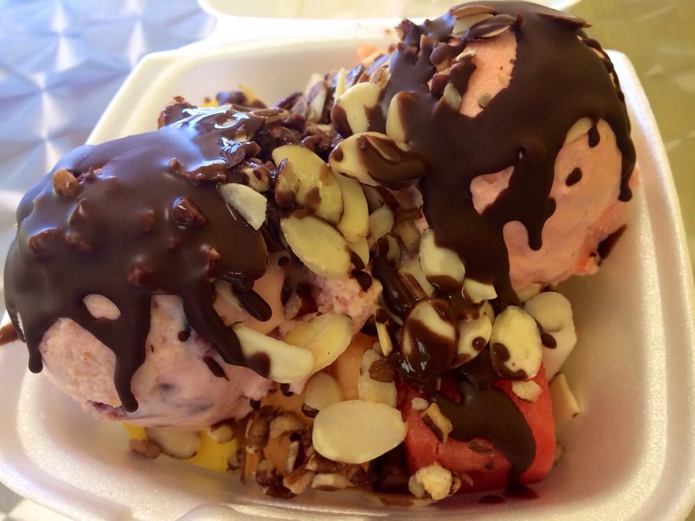 La Real Michoacana Ice Cream Shop