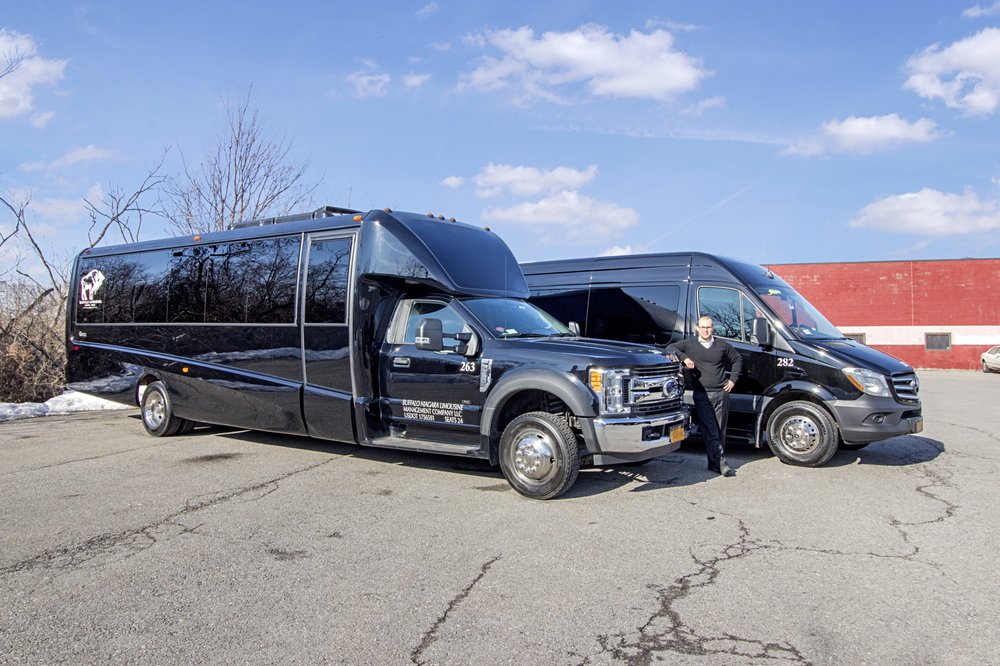 Photos for Buffalo Limousine - Yelp