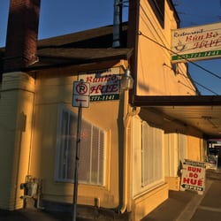 Photo of Bun Bo Hue Restaurant - Portland, OR, United States. Bun Bo Hue Restaurant Storefront and Entrance