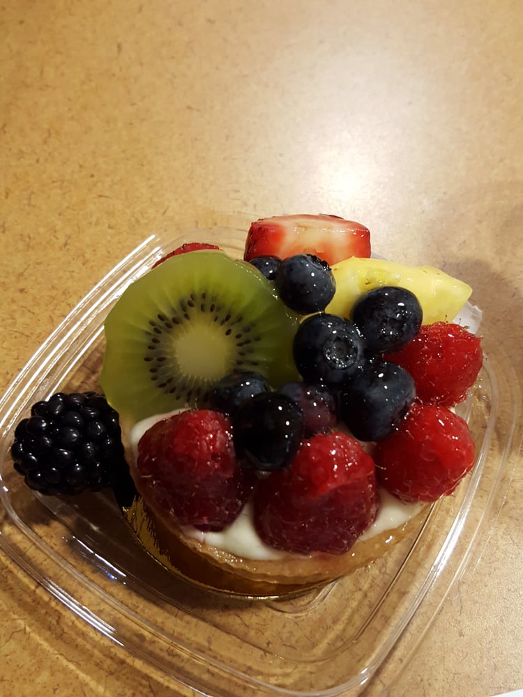 wegmans fruit tray