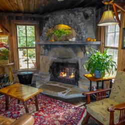 Lake Rabun Hotel Restaurant 100 Photos 43 Reviews Hotels Photo Of Lake Rabun Hotel Restaurant Lakemont Ga United States Fireplace