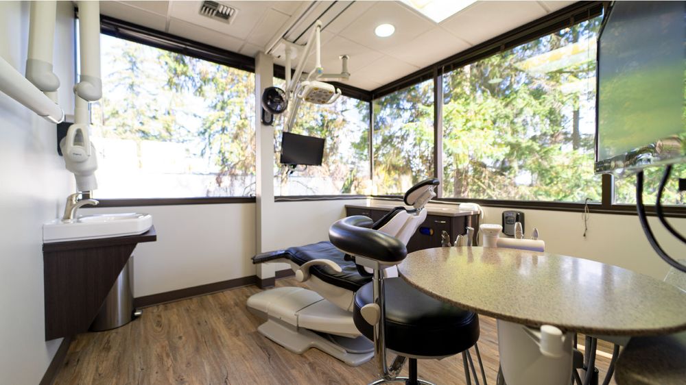 image of business Mahoney Dentistry