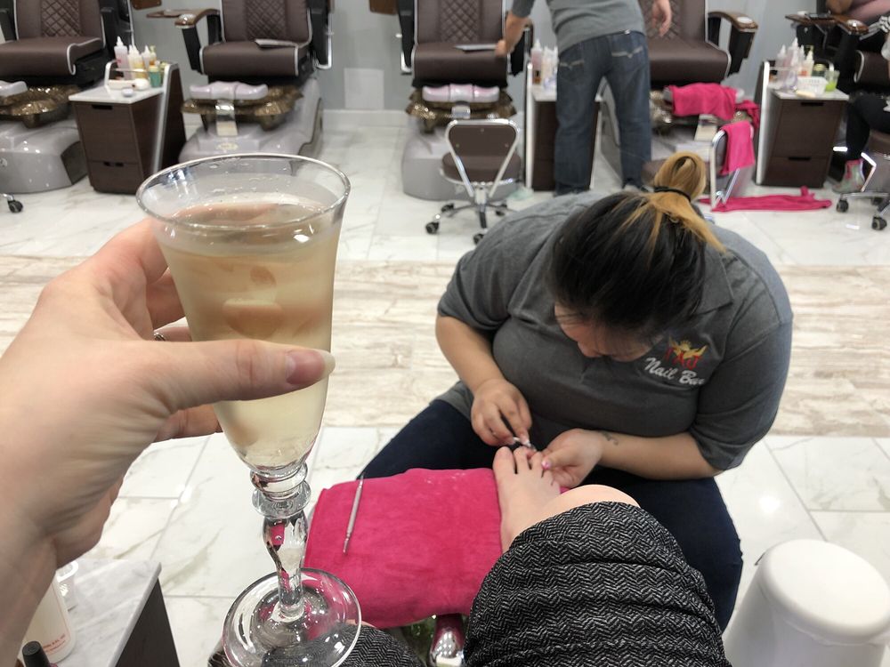 TAJ Nail Bar 15 Photos Nail Salons 4019 N Illinois St, Swansea