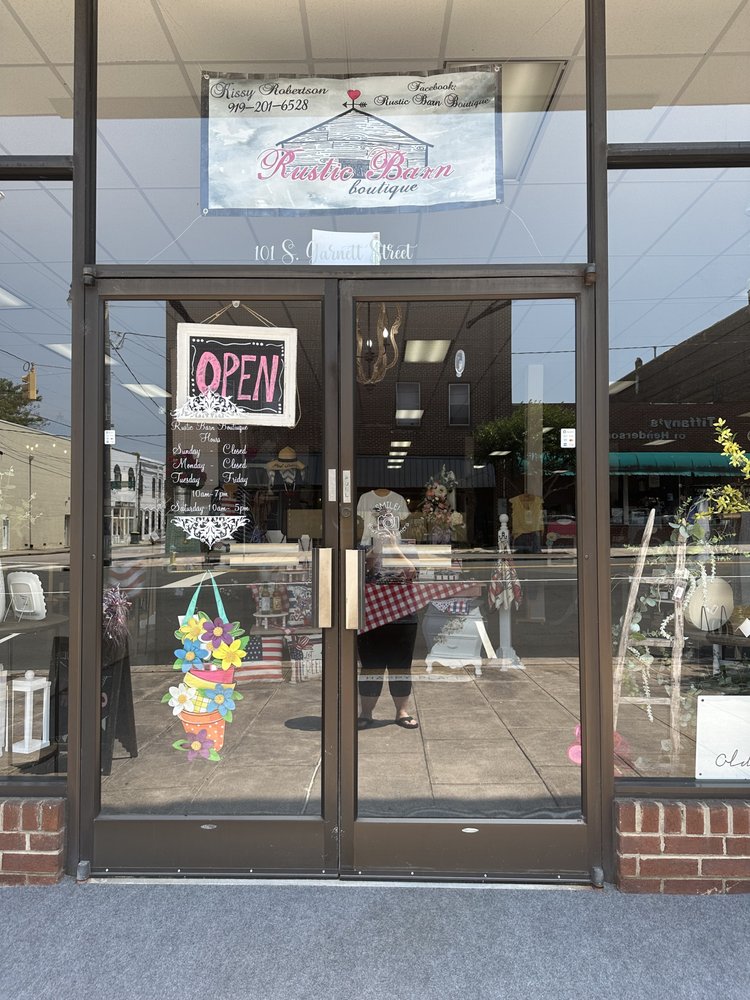 Rustic Barn Boutique