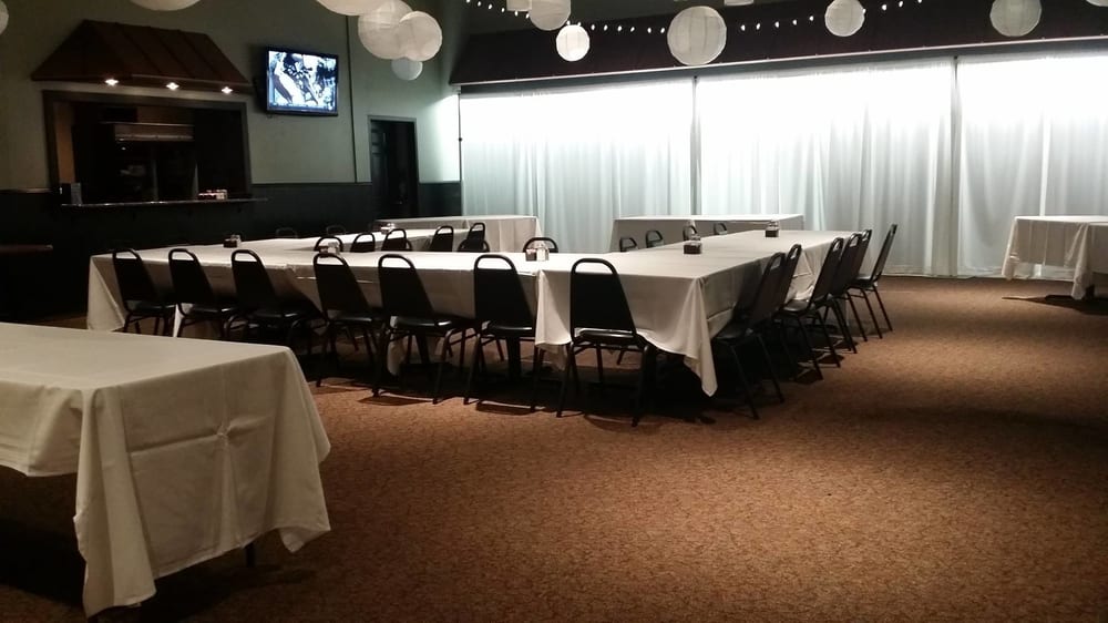 Buddies Grill 35 Photos & 33 Reviews Bars 2040 North Aurelius Rd