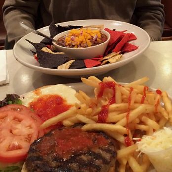 New York Pizza Burger Kitchen Review New York Pizza Burger Kitchen Review