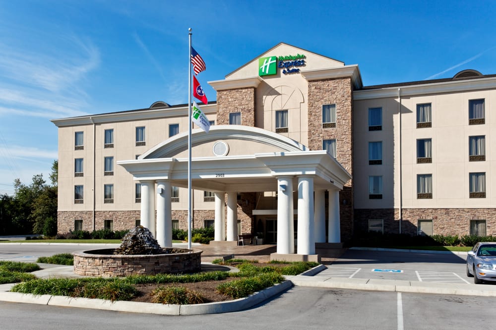 Holiday Inn Express & Suites Morristown